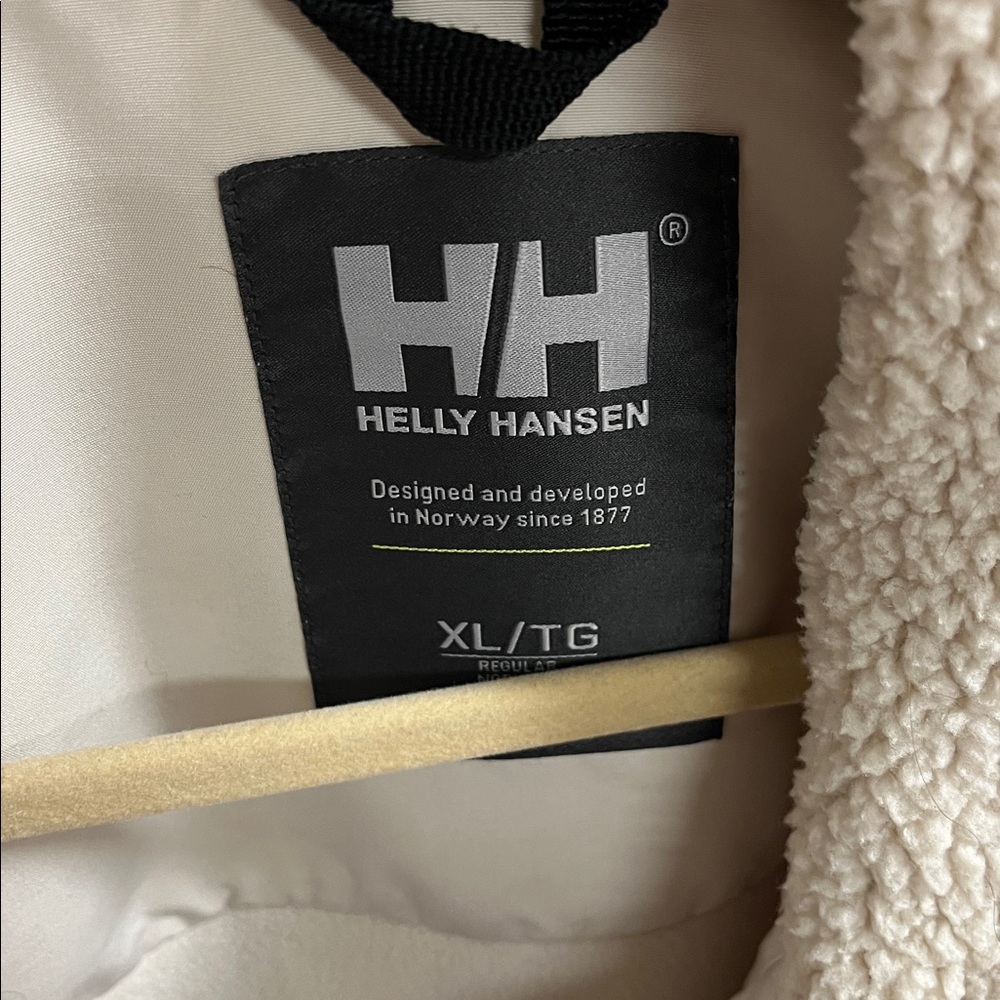 Helly Hansen Off-White Sherpa Fleece Snap Jacket - Picture 2 of 4